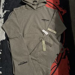 Fear Of God Essentials Dark Oatmeal Full Set, Brand New With Tags‼️‼️