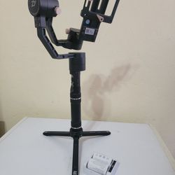 ZHIYUN Crane Plus 3-Axis Handheld Gimbal Stabilizer