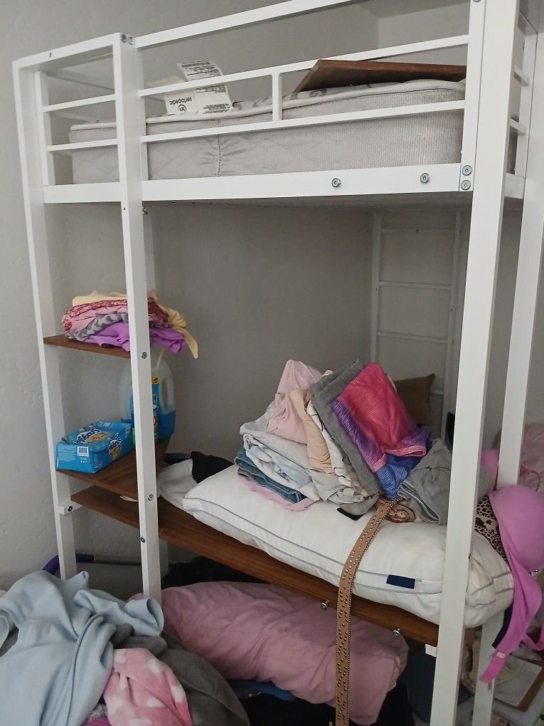 Twin Bunk Bed