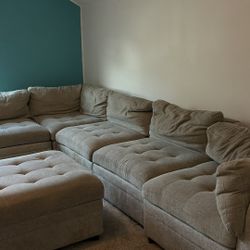 Sofa / Sectional Couch