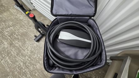 Tesla Charger