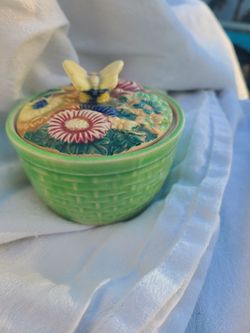Vintage Ceramic Trinket Box