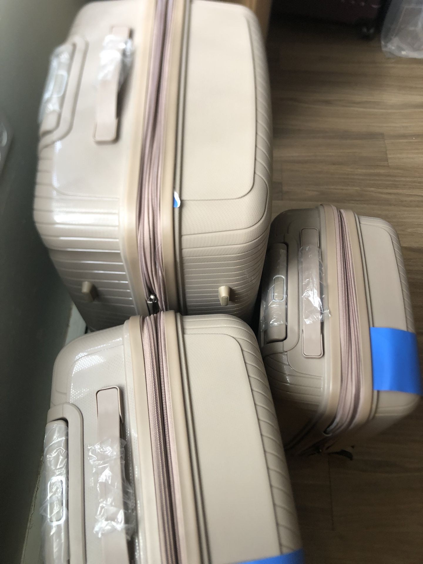 $130 3 Set Luggage