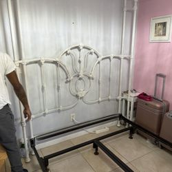 Canopy Queen Size Bed Frame 