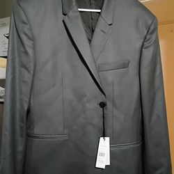 New Versace Dark Grey Suit – Size 54 Jacket / 34 Waist Pants – $300