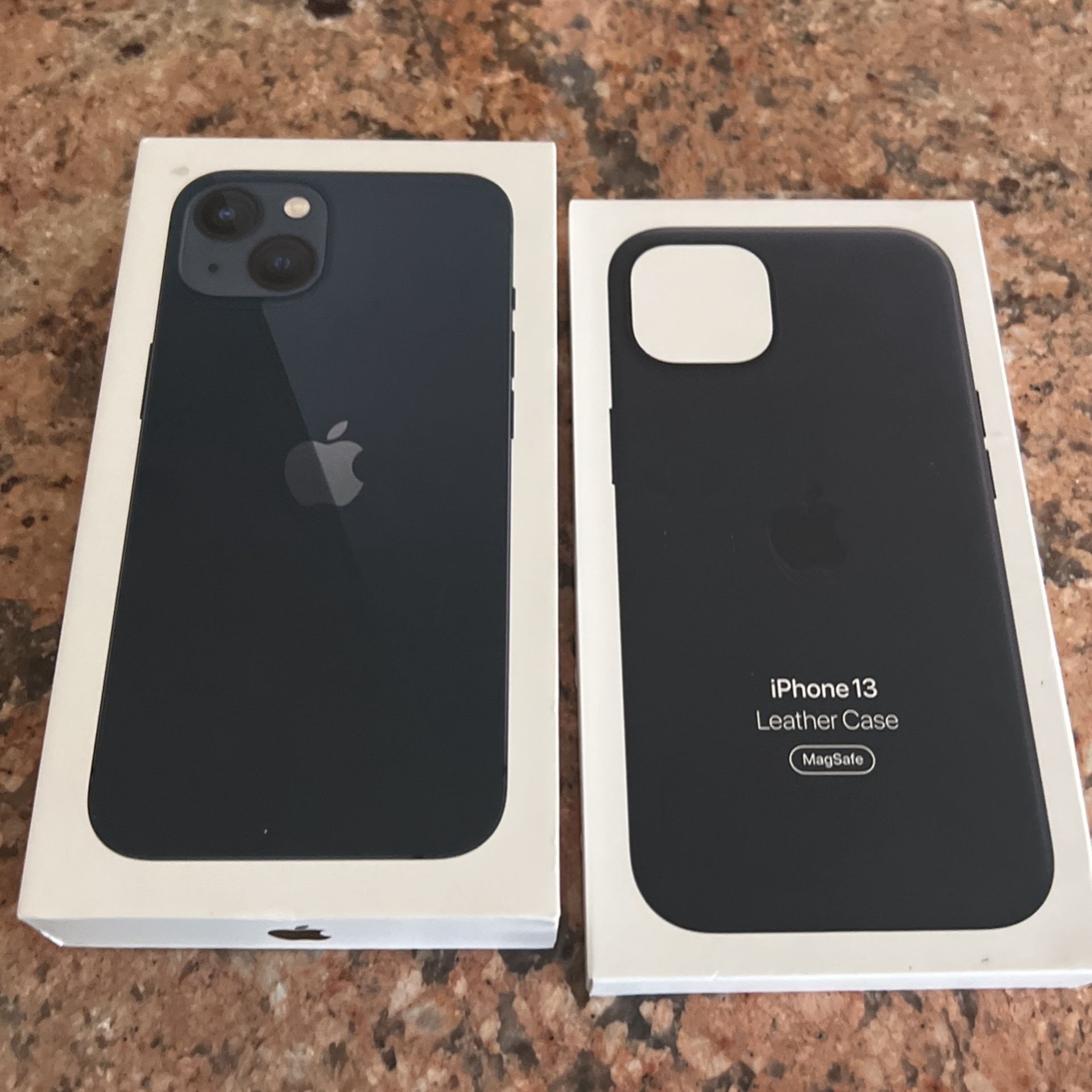 I Phone 13 With Case