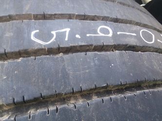 245 70 19.5 four very good truck tires $40each
