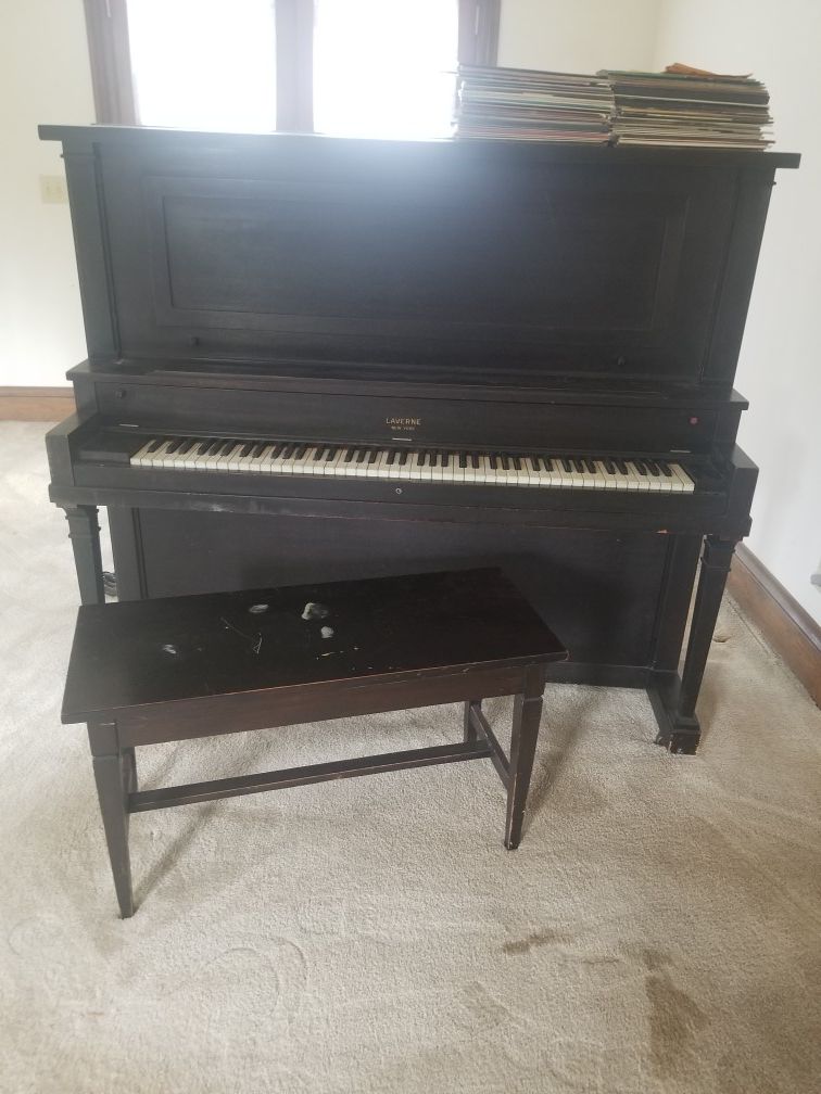 Jazz piano make an offer