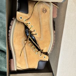 Youth Size 3 Timberland boots