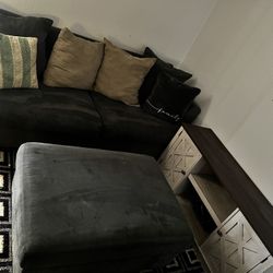 LIVING ROOM SET!
