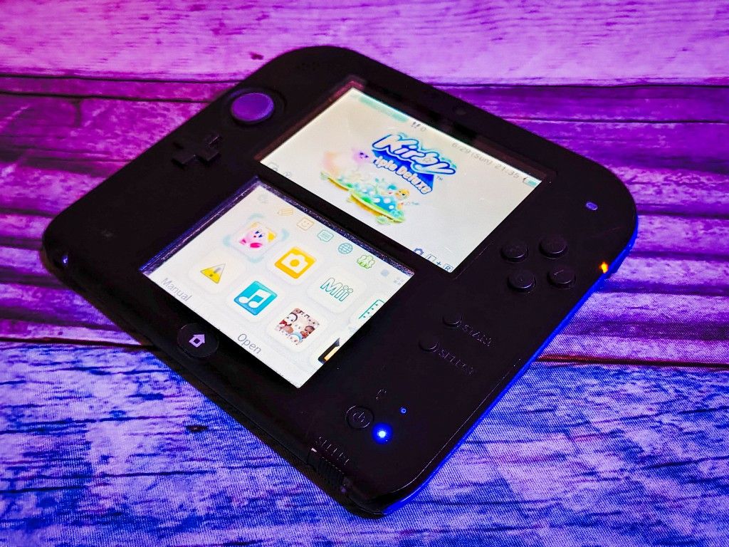 NINTENDO 2DS ! Great Condition! ⭐