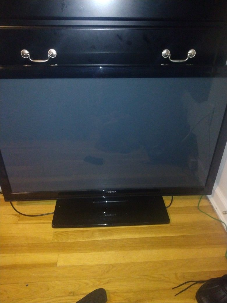 42 Inch Insignia Tv Works Great Got A New Tv