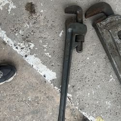 Paip wrench