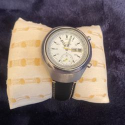 Seiko Helmet Chronograph Men’s Watch Day/Date White Dial