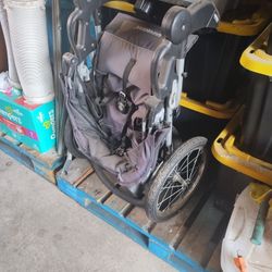 Stroller 