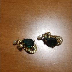 Vintage clip-on earrings