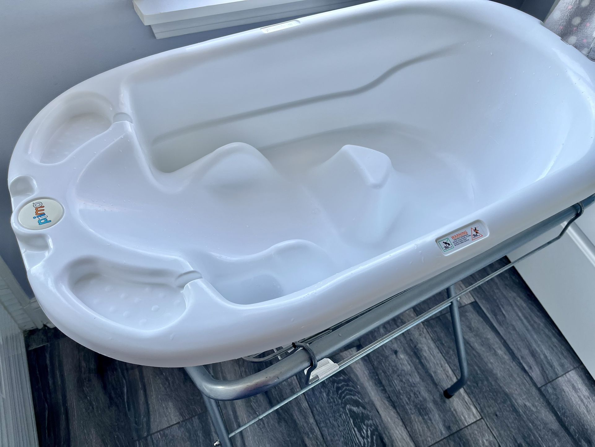Infant Bathtub With Stand