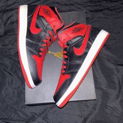 Jordan 1 Mid Bred 10