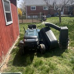 Craftsman Lawn Tractor 