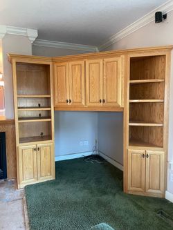 Entertainment center