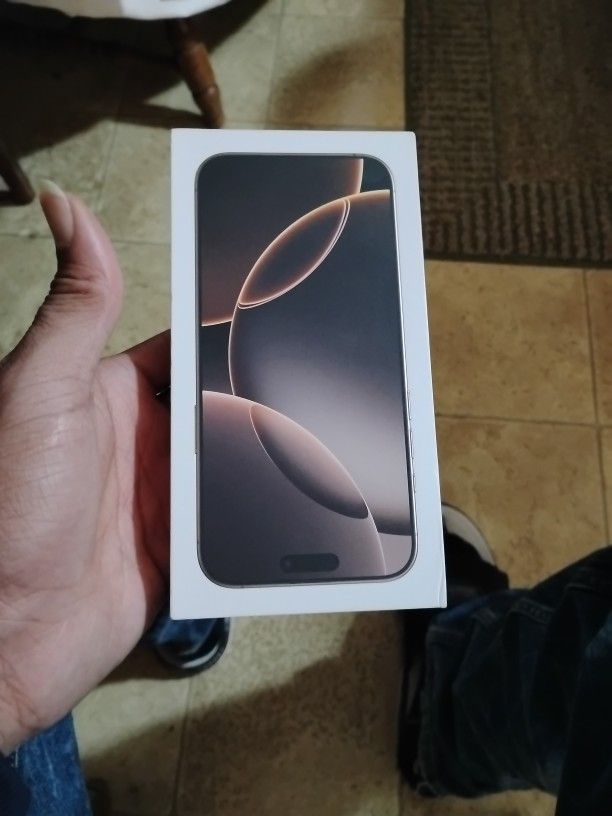 iPhone 16 Pro Max