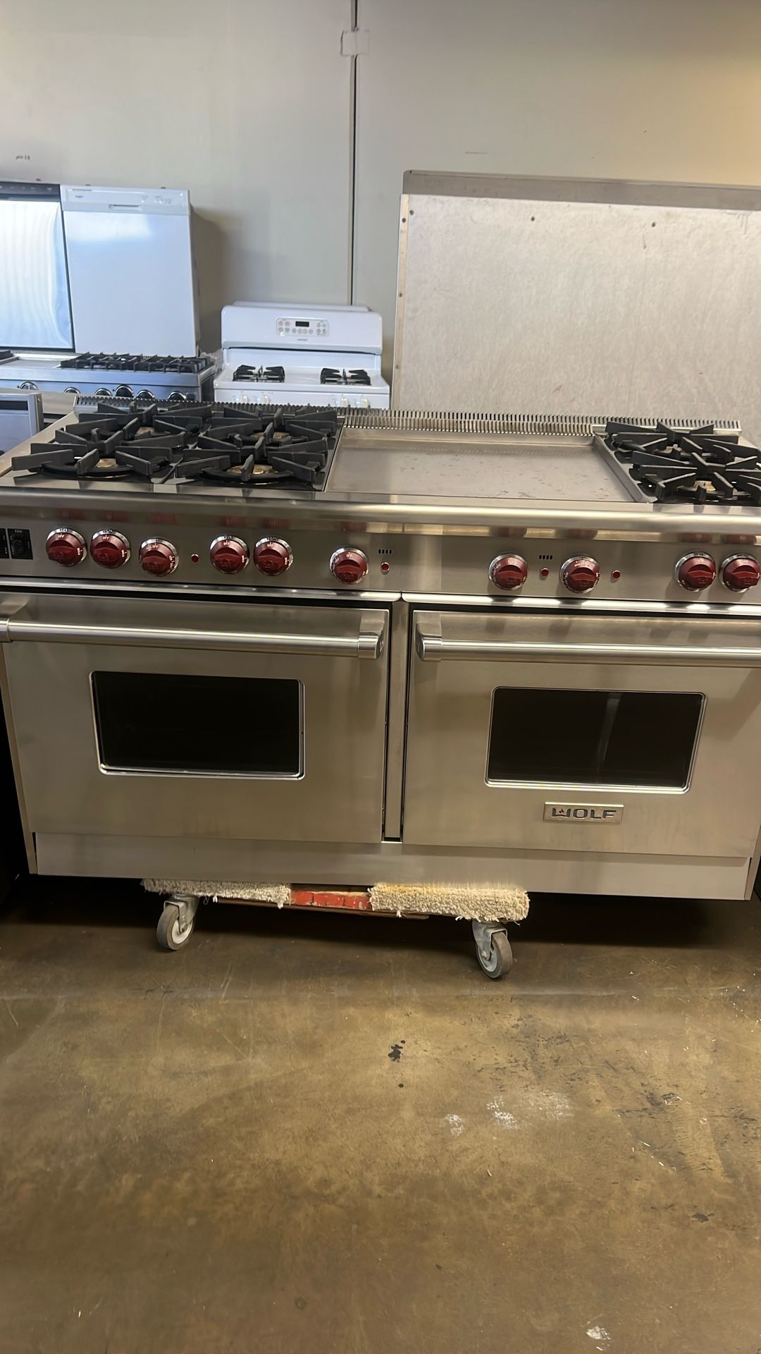 Wolf 60”Wide All Gas Range Stove In Stainless Steel With 24”Griddle 