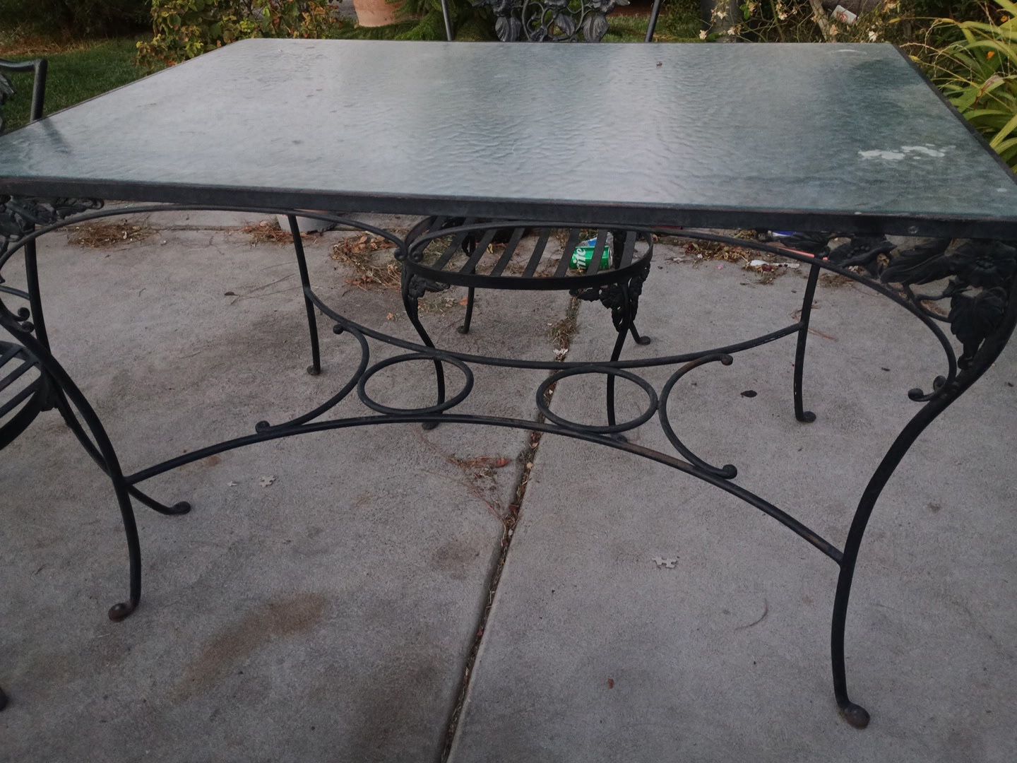 Table With 4 Chairs - Outdoors