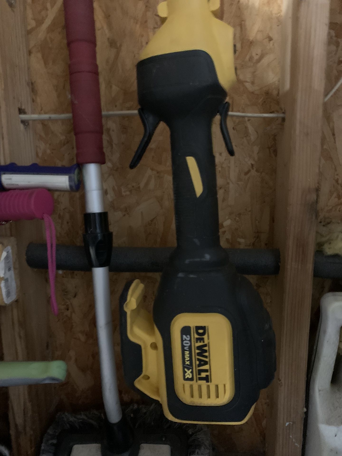 DeWalt Cordless Weed Eater Edger For Sale In Vancouver WA OfferUp Dewalt cordless weed eater edger for sale in vancouver wa offerup