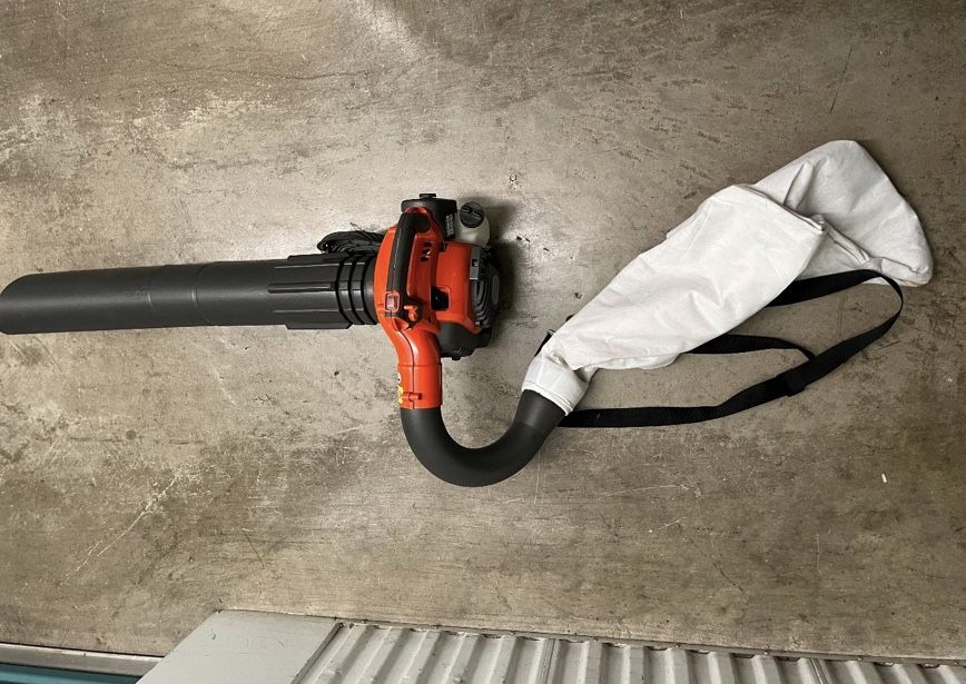Husqvarna 125BVX 28-cc 2-Cycle 170-MPH 470-CFM Handheld Gas Leaf Blower with Vacuum Kit