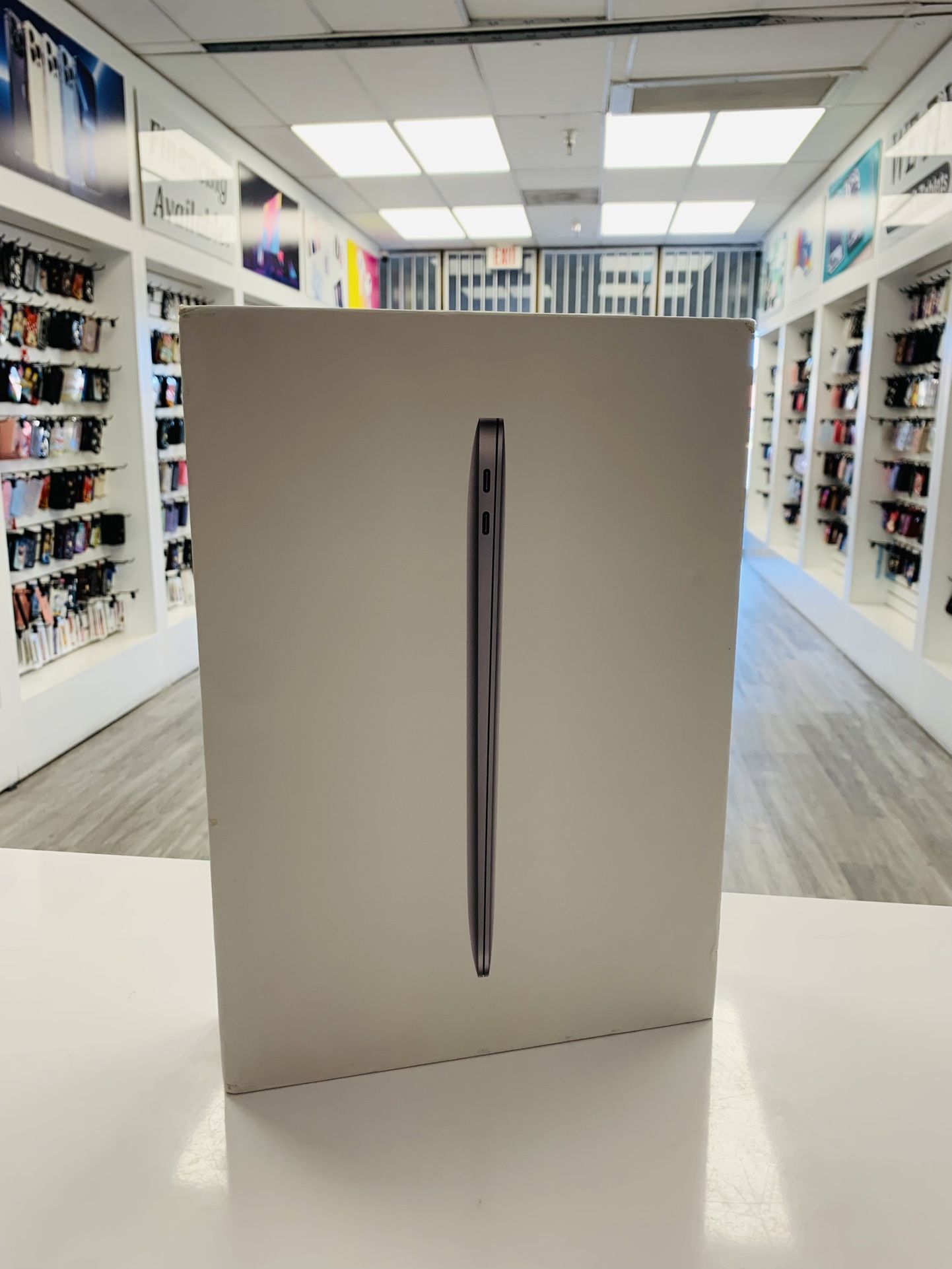 13 Inch MacBook Air With Apple M1 Chip 256gb 8gb Ram