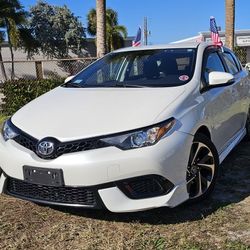 2018 TOYOTA COROLLA iM HATCHBACK 4D