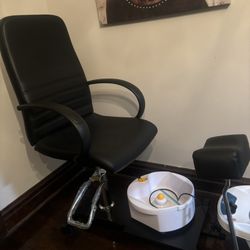 250$