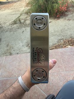 Scotty Cameron Special Select Newport Putter – 34” (SuperStroke Grip)