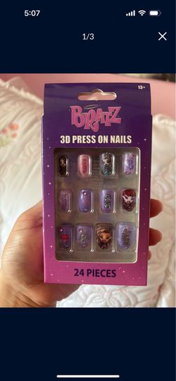 Press on nails