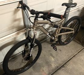 2012 diamondback cheap recoil