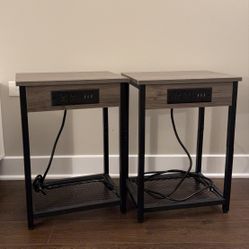 Set of 2 End Tables with Charging Station
