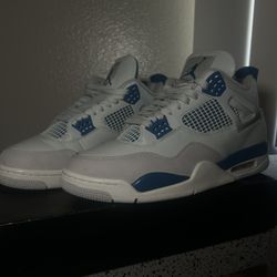 Jordan 4 Military Blue 