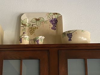 Mikasa Chablis Pattern Set