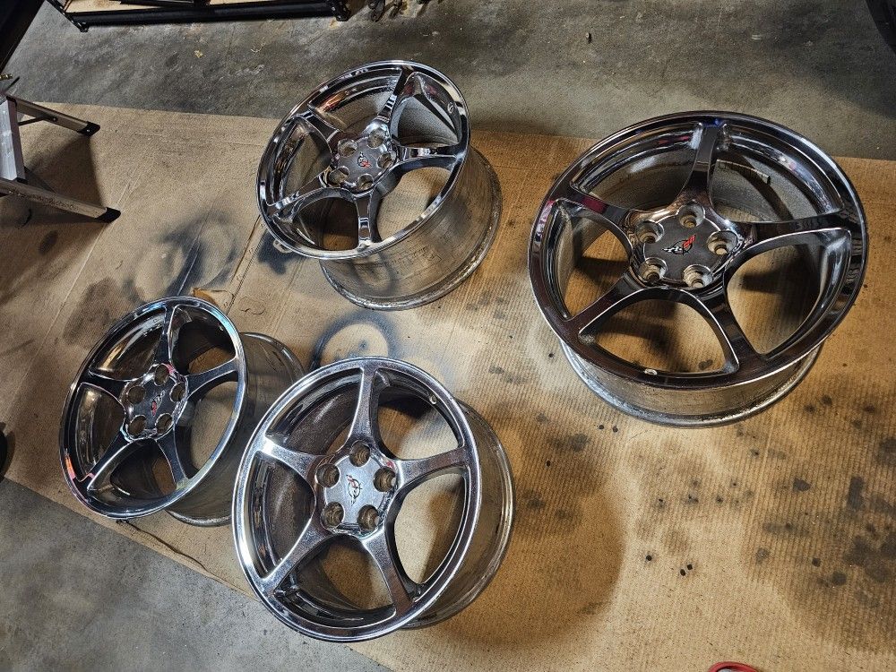 Corvette C5 Chrome Rims 