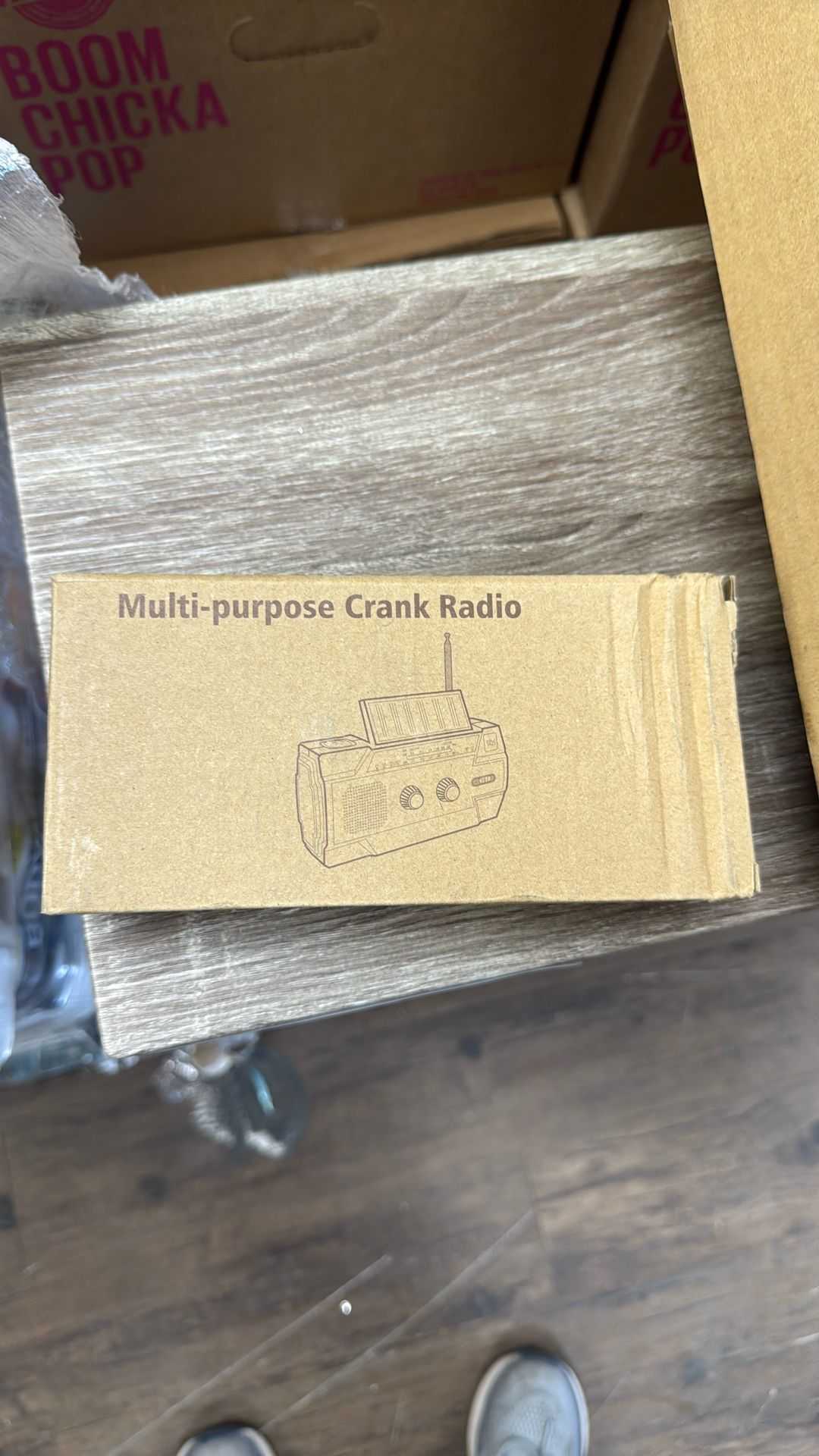 Emergency Weather Solar Crank AM/FM NOAA Radio with Portable 2000mAh Power...NEW