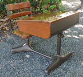 Antique Vintage Wood Metal Mid Century Modern MCM Ten-Twenty School Desk Swivel Chair Childrens Childs Preschool Elementary Middle 011