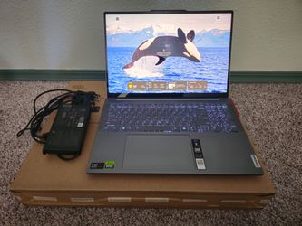 Lenovo Yoga Pro 9i 32gbs 16" 3.2K toughscreen