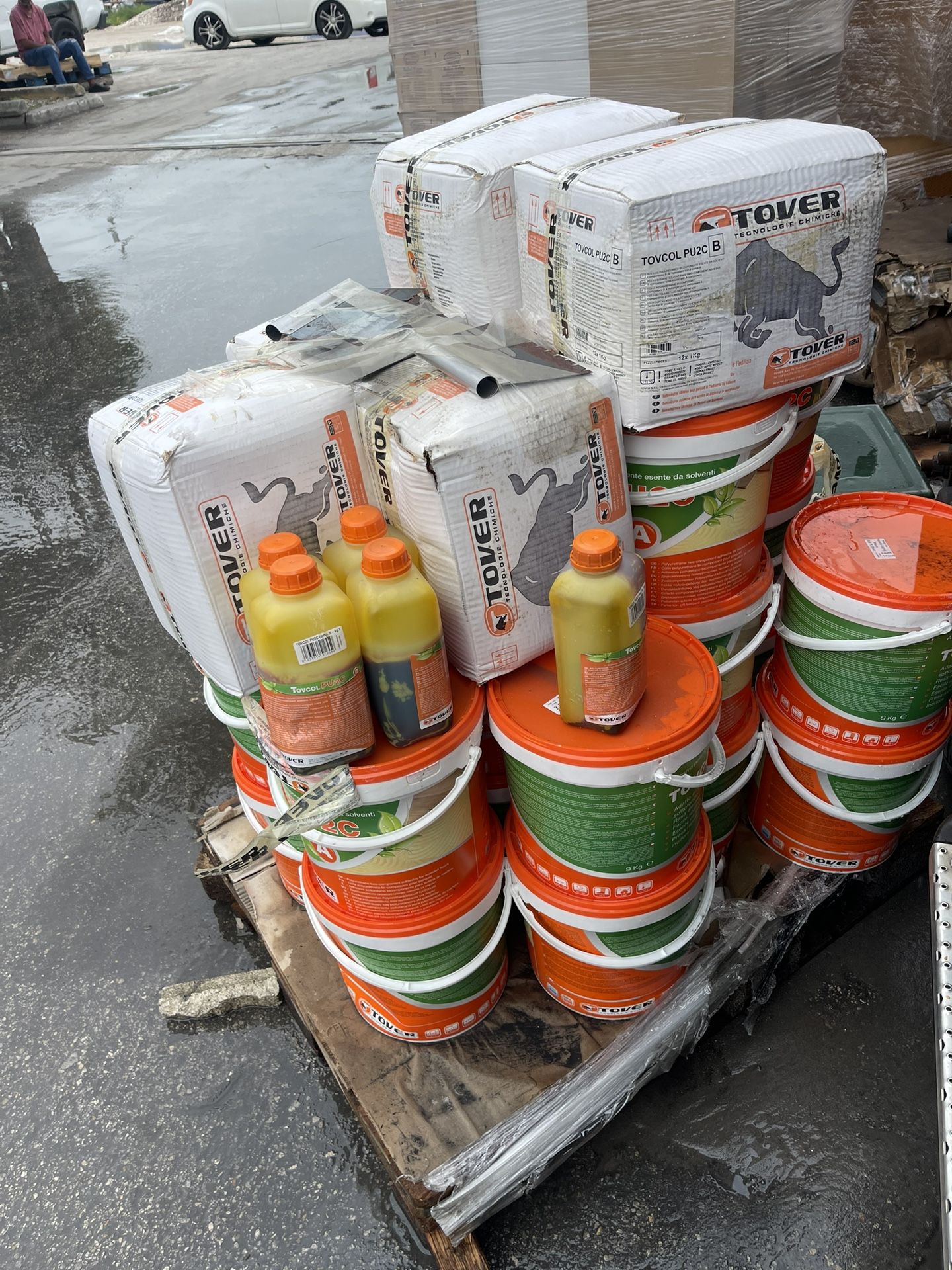 One Pallet Of Flooring Material And Tools. Polyurethane Adhesive .