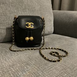 Rare Vintage Chanel Bucket Drawstring Crossbody Bag 24K GHW