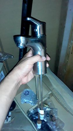 Llave para el agua de el laba manos