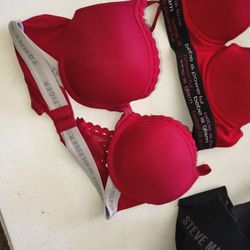 Tommy Hilfiger, Steve Madden, Bebe Glam 34c