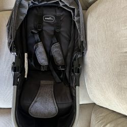 EvenFlo Pivot Stroller Bassinet 