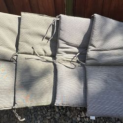 🚨Bargain: 🏡 4 Patio Chair Cushions, Each has 4 Ties, Reversable, Made in USA