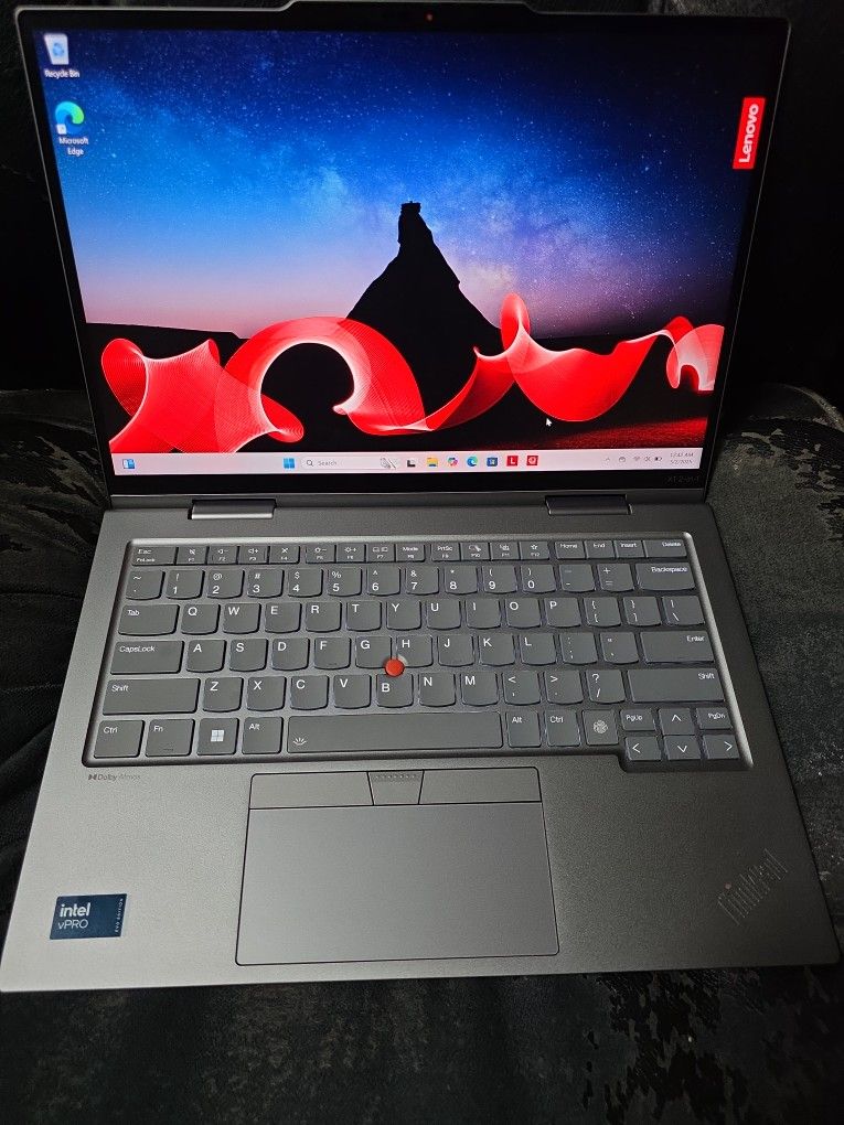Lenovo ThinkPad X1 Gen 9 14" Touchscreen Convertible 2 in 1