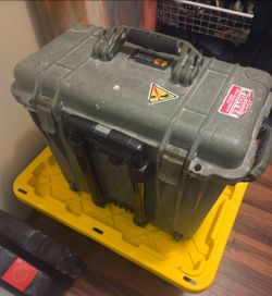 Pelican 1440 tool case, wheels,  used